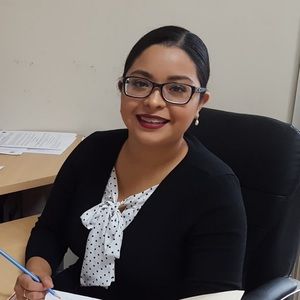 Meet your Posher, Lorena